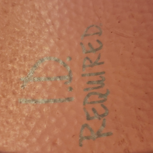 Super bling fuzzy platform sliders. Size 7 - Picture 2 of 4